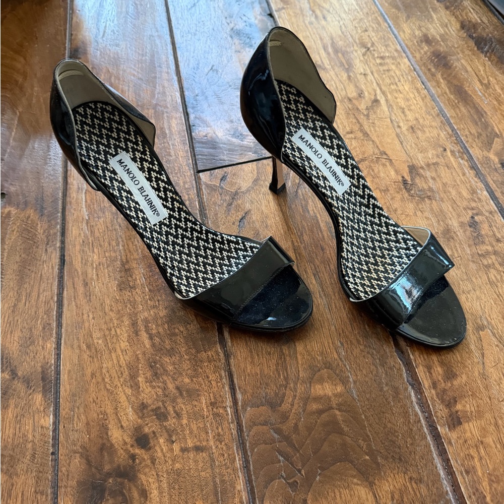 Black Patent Manolo Blahnik D’Orsay Heeled Sandals Open-Toe Heels size 40